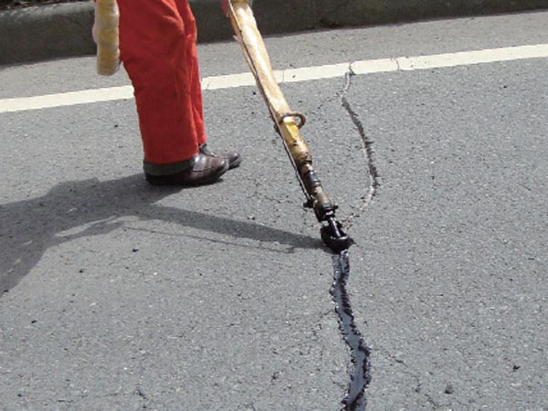 道路灌縫膠價格參差不齊如何選？
